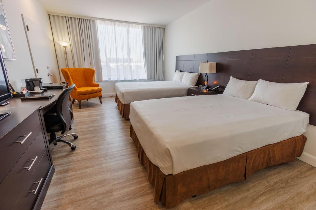 Travelodge By Wyndham Quebec City Hotel & Convention Centre Bagian luar foto