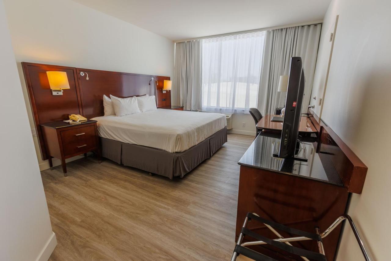 Travelodge By Wyndham Quebec City Hotel & Convention Centre Bagian luar foto