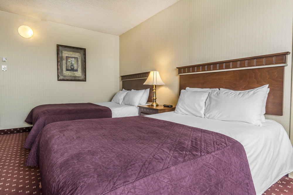 Travelodge By Wyndham Quebec City Hotel & Convention Centre Bagian luar foto