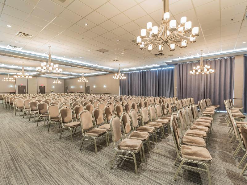 Travelodge By Wyndham Quebec City Hotel & Convention Centre Bagian luar foto